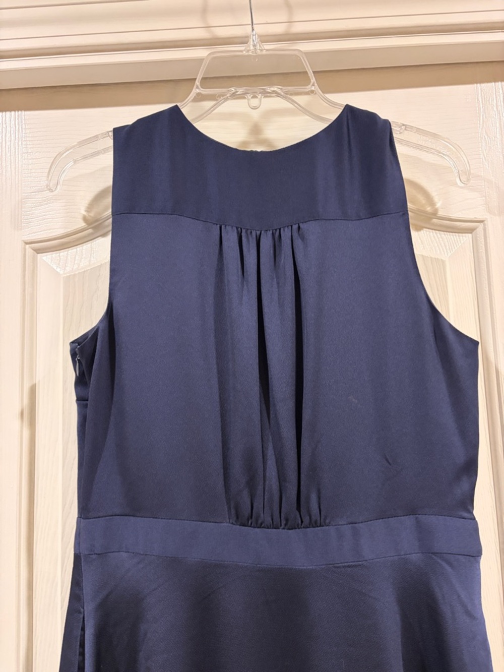 Banana Republic Dark Navy V-Neck Sleeveless Fit-and-Flare Dress size 6 like new - Picture 7 of 10